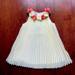24mos Blueberi Blvd. pleated yellow chiffon dress